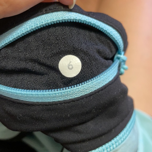 Lululemon Run Speed Shorts Angel Blue sz 6 - Picture 5 of 7